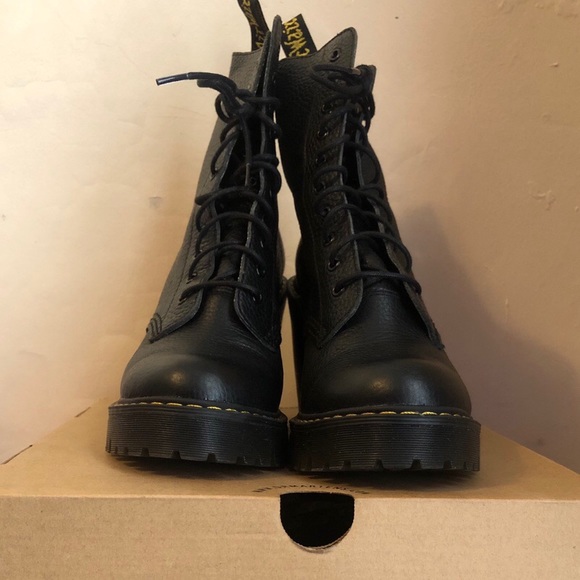 dr martens kendra